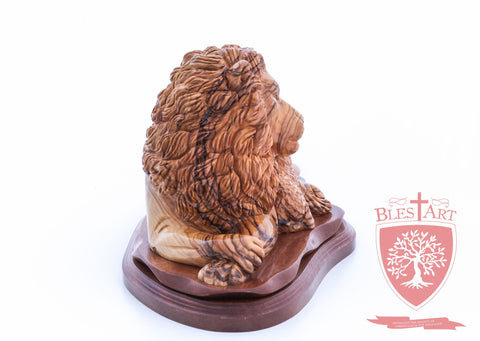 Lion and the Lamb, Size: 6.50" / 16 cm height