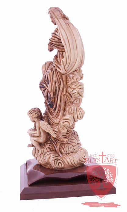 Blessed Virgin Mary with Angels, Museum quality