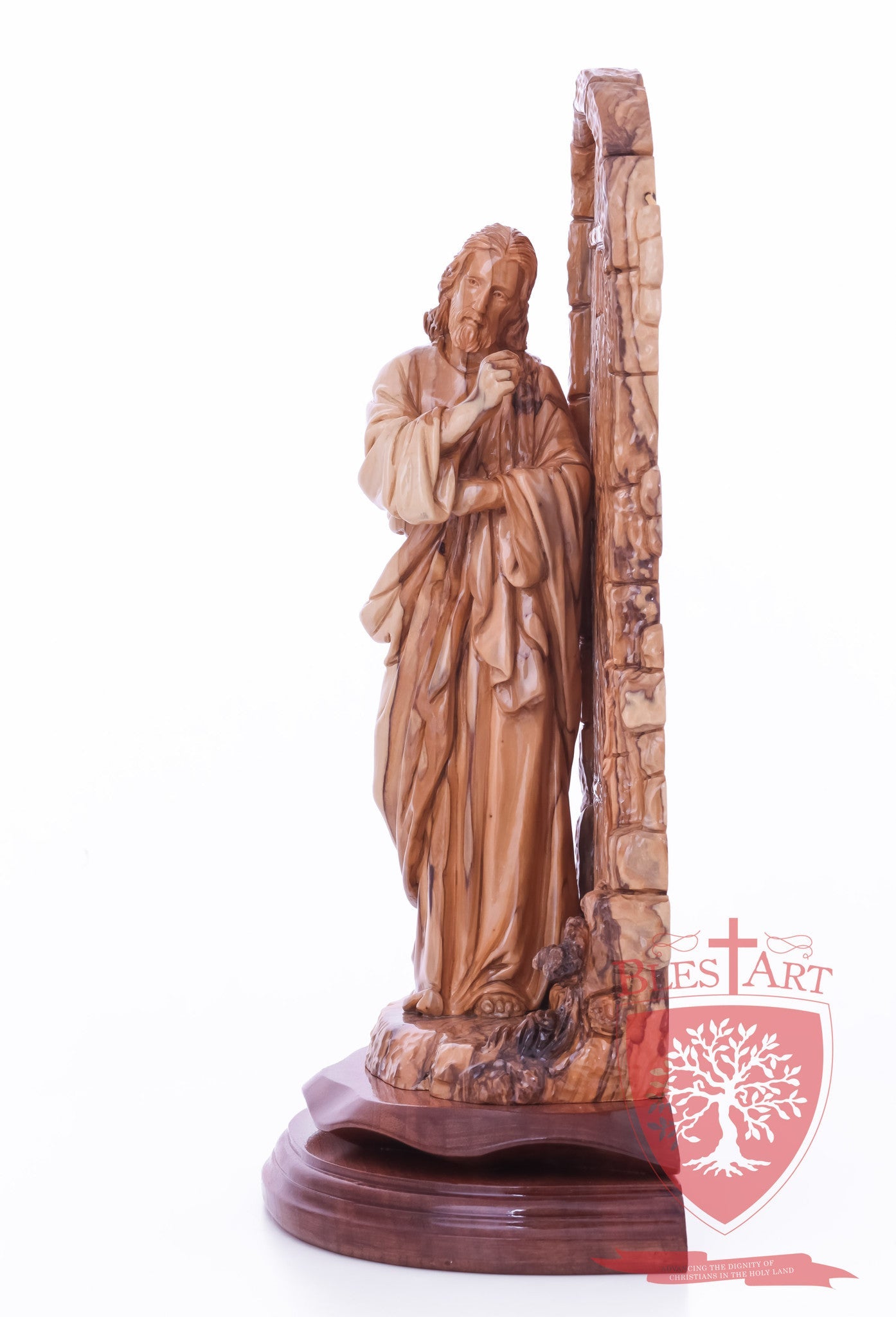 Jesus knocking at the door - Olive wood